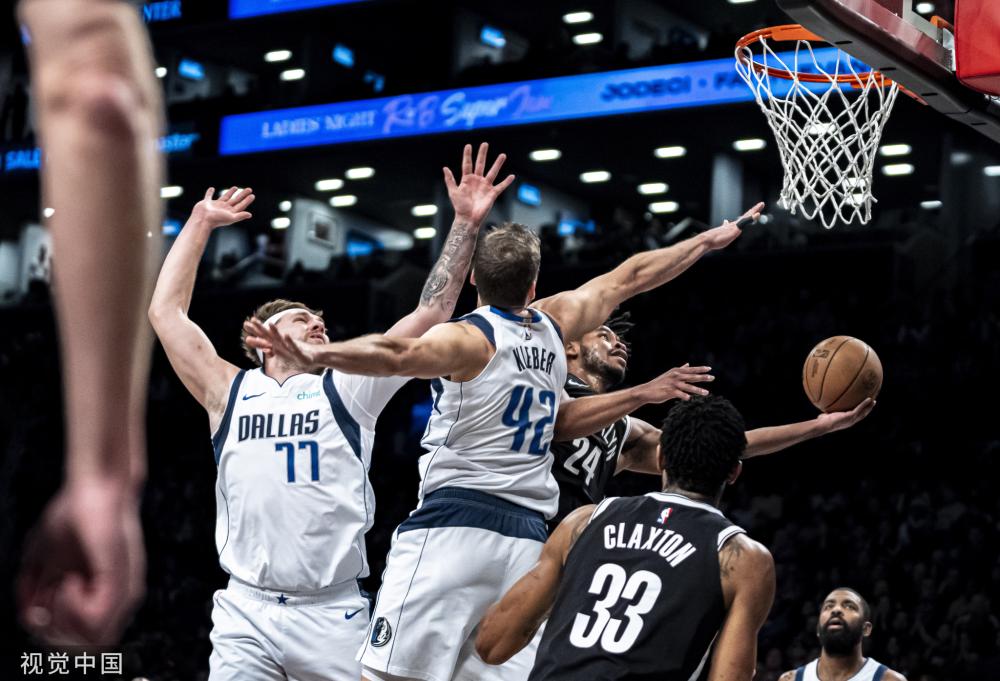 也有像道格 也有像道格